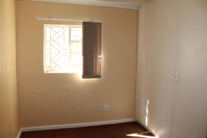 To Let 2 Bedroom Property for Rent in Avondale Western Cape